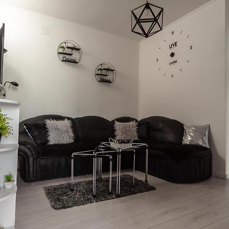 Apartment Jamblip Split Eksteriør billede
